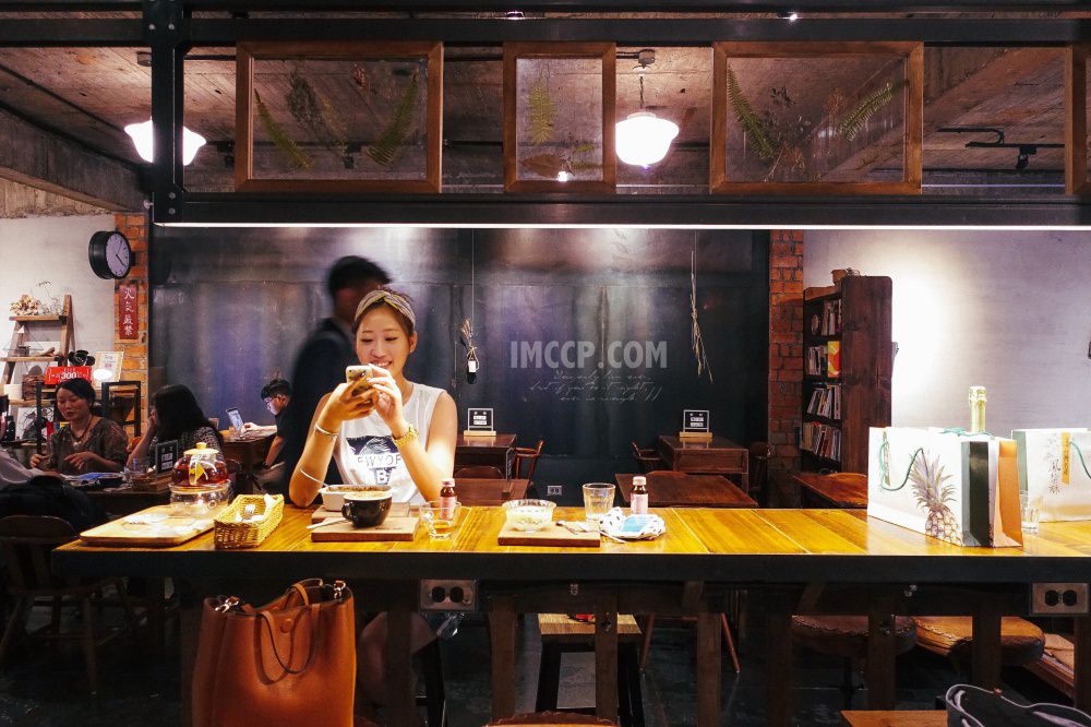 台北咖啡廳,忠孝新生咖啡廳,好拍照咖啡廳,電影咖啡廳,魏德聖,主題咖啡廳