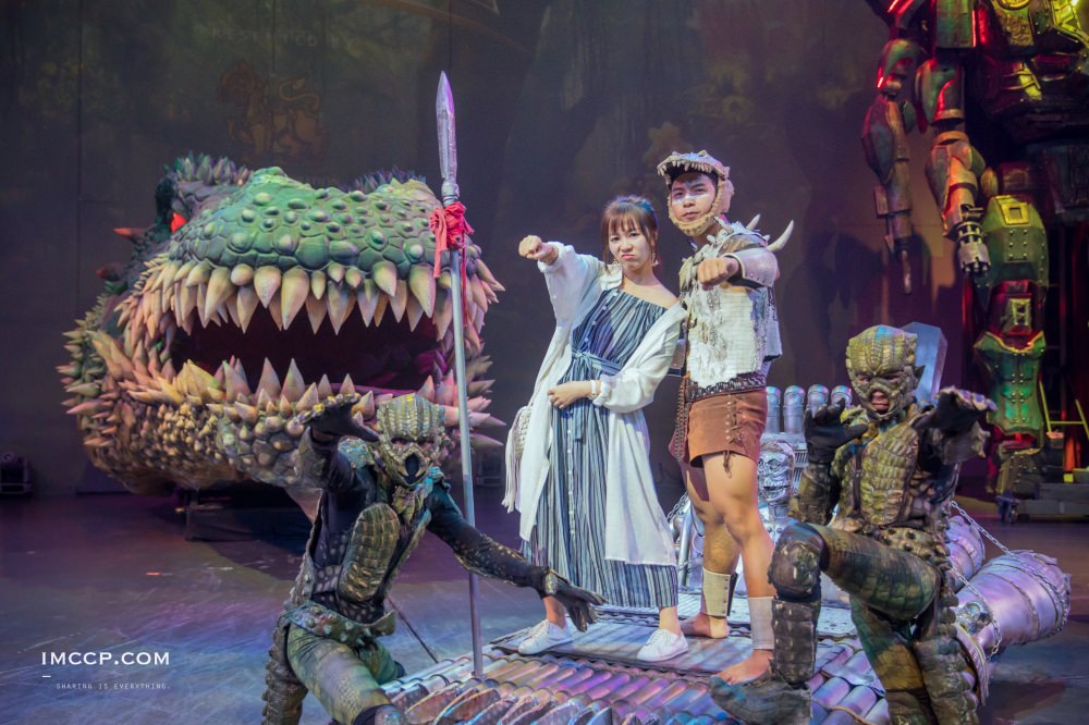 泰國芭達雅必看大型舞台秀KAAN SHOW。傳統神話全新精彩奇幻表演