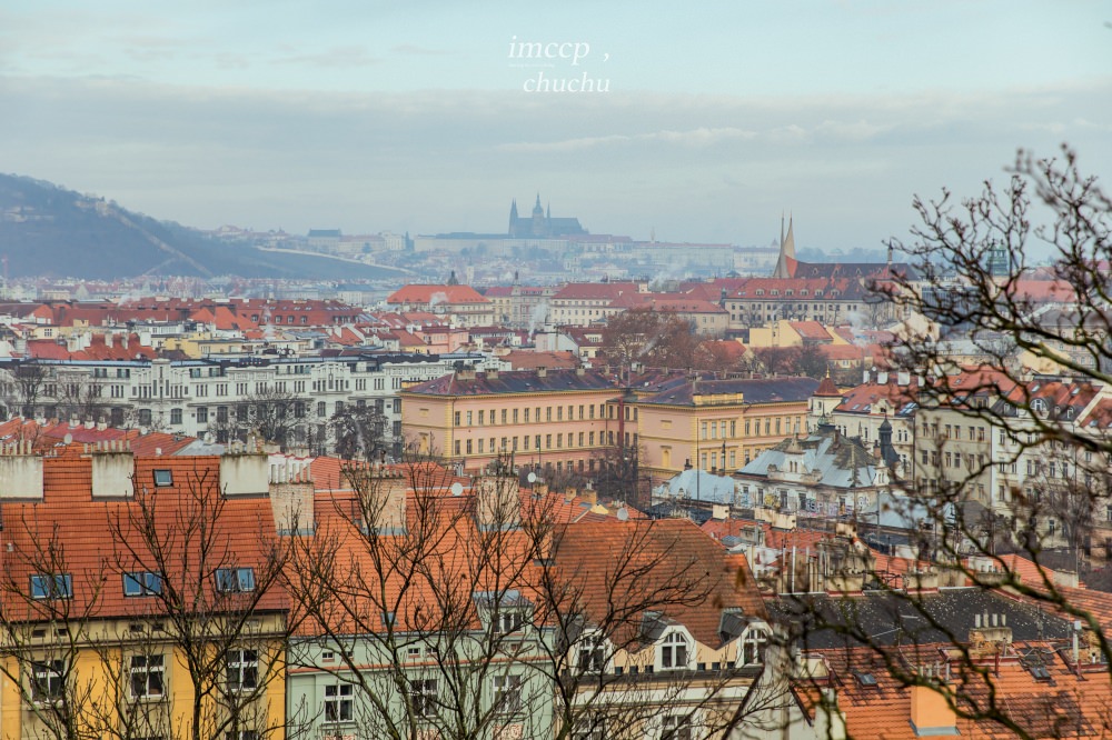 捷克布拉格高堡區。人少好拍照的散步路線（布拉格觀景台、聖馬丁圓形教堂、聖彼得與保羅聖殿）